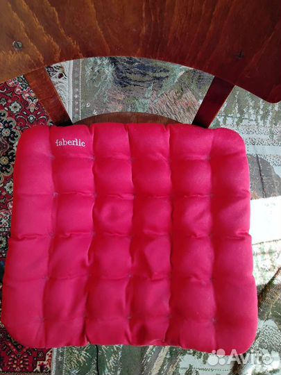 Подушка с наполнителем из лузги гречихи.40на40см