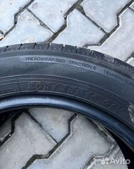 Yokohama Bluearth ES32 205/55 R16 91V