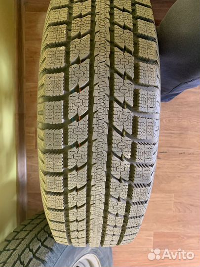 Toyo Observe GSi-5 205/75 R15