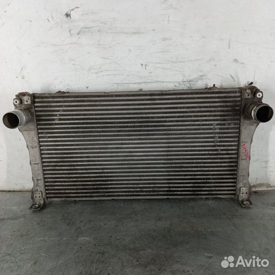 Интеркулер Toyota Avensis 3 T270 2008-2011
