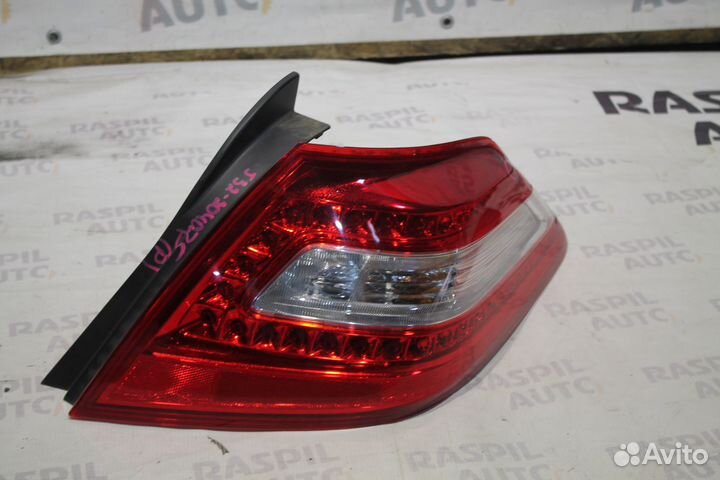 Фонарь правый Nissan Teana J32