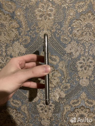 iPhone X, 64 ГБ