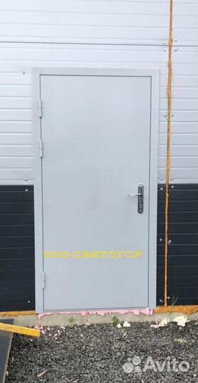 Противопожарные двери с установкой