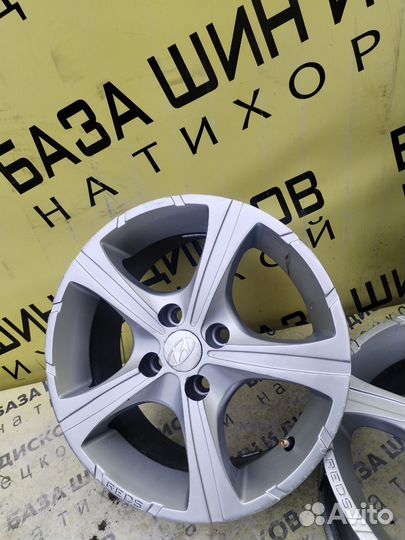 Литые диски R15 4x100 6.5J ET 38 Цо 72.1