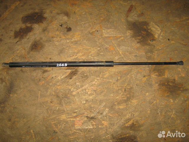 Амортизатор двери багажника Renault Grand Scenic 3