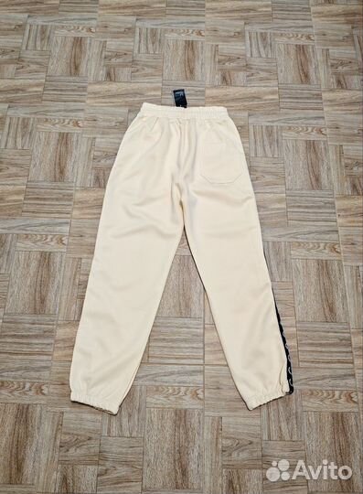 Спортивные штаны fred perry