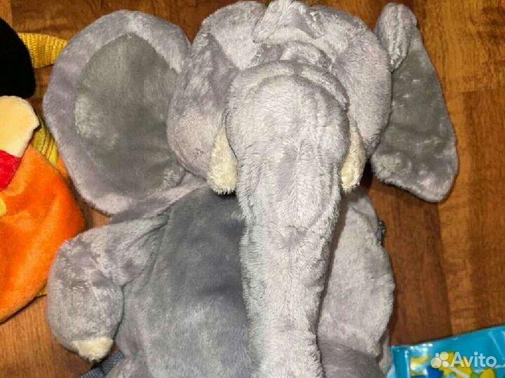 Нарукавники, круг и 2 рюкзачка