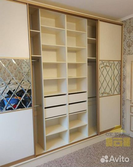 Шкаф в прихожую