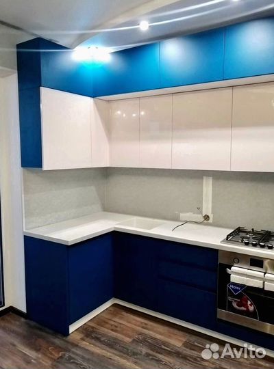 Кухня на заказ. Доставка и сборка