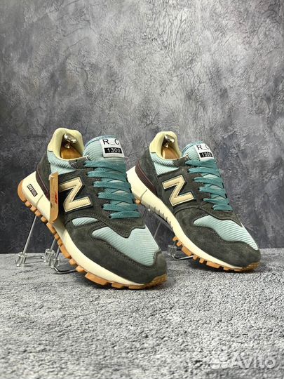 Кроссовки New Balance 1300