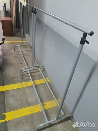 Вешалка напольная