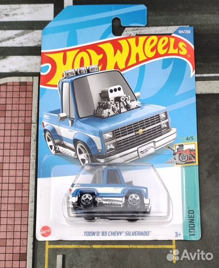 Машинки Hot Wheels/Ford/McLaren/Nissan/Chevy