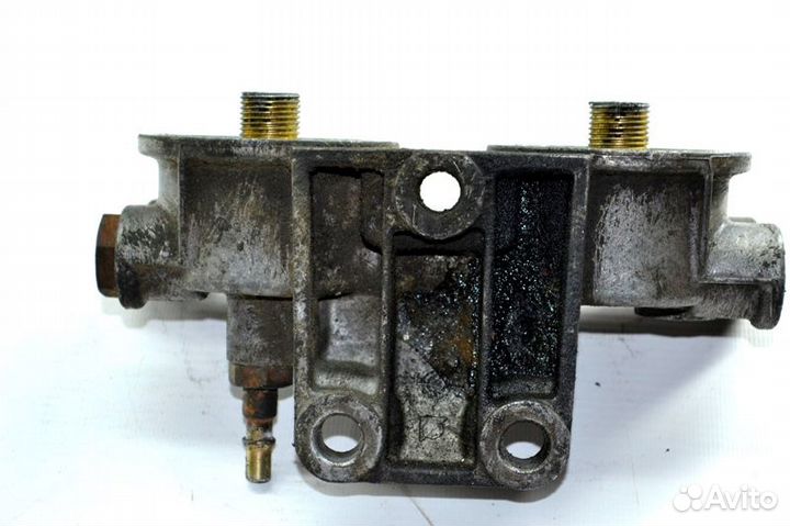 Корпус / крепление топливного фильтра renault truc