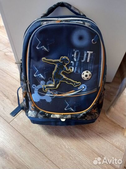 Рюкзак школьный