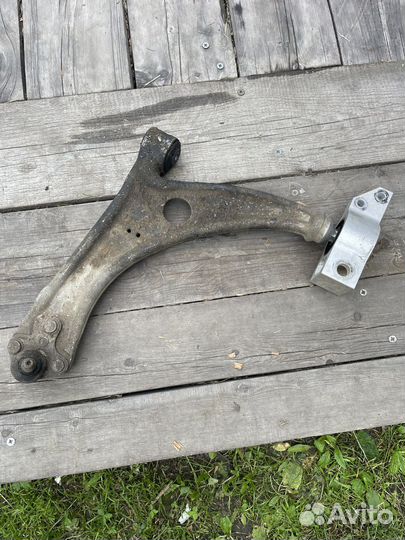 5014781 левый рычаг