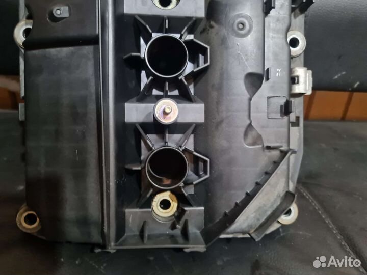 Клапанная крышка bmw m54b25 m54b30