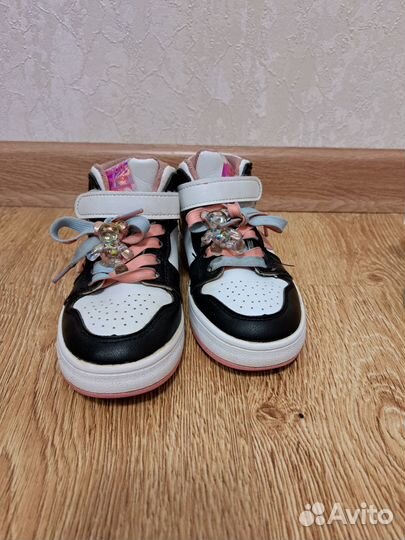 Обувь для девочки