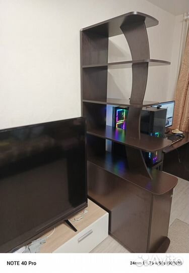 Стеллаж деревянный