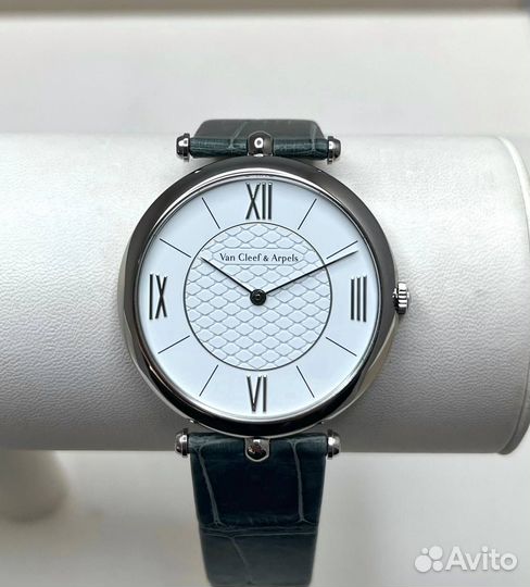 Часы Van Cleef & Arpels Pierre Arpels 38 mm