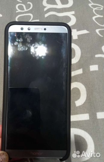 Телефон Huawei