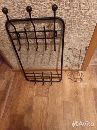 Вешалка в прихожую