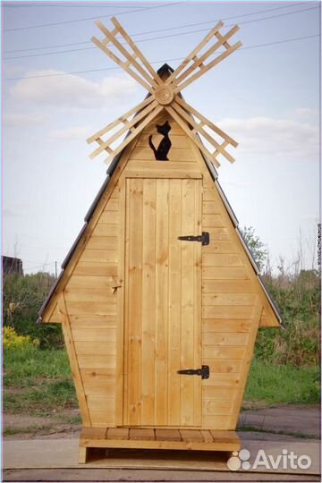 Дачный туалет деревянный TNU