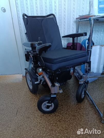 Инвалидная электроколяска Ortonica Pulse 210