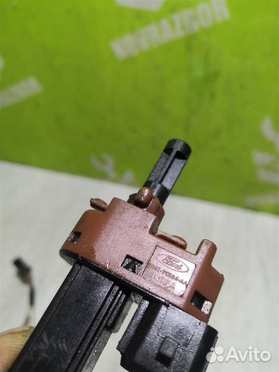 Датчик педали сцепления Мазда 6