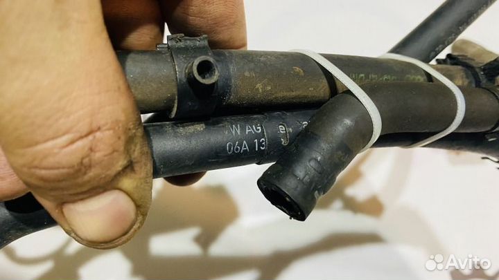 Шланги дроссельной заслонки комплект Volkswagen