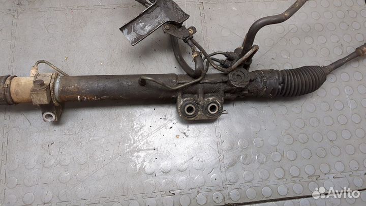 Рейка рулевая с г/у Nissan Armada