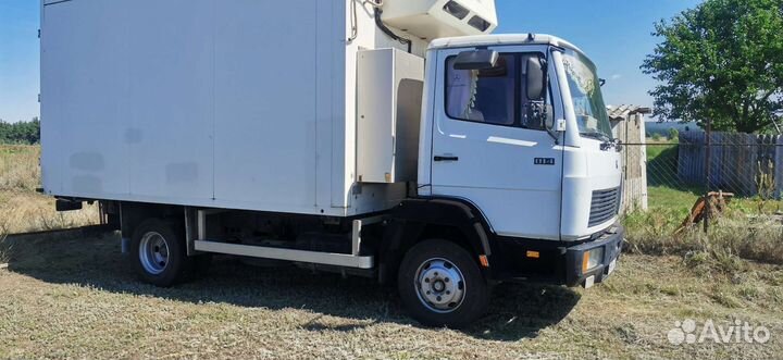 Mercedes-Benz 814, 1990