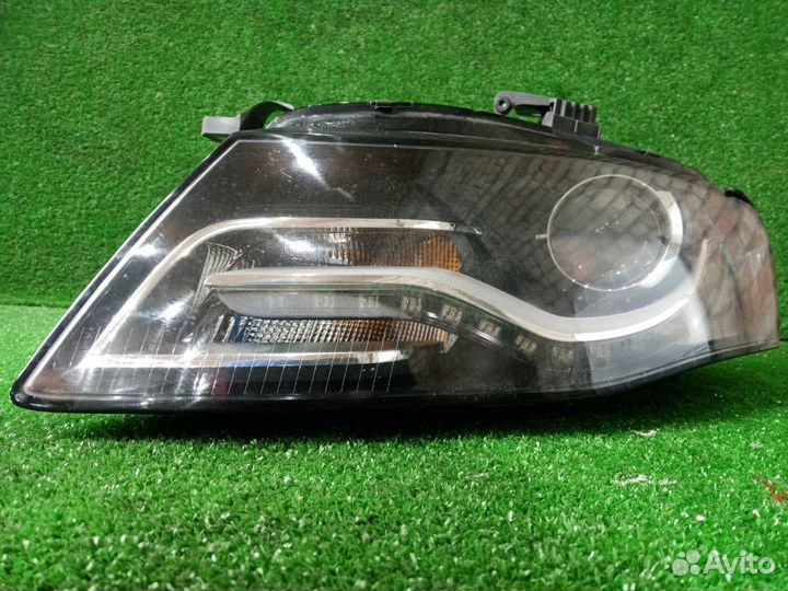 Фара передняя левая Audi A4 B8 cdnc (2.0) 2009