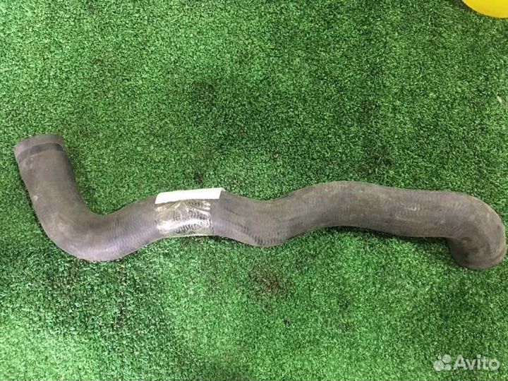 Патрубок радиатора верхний Mercedes-Benz E-Class