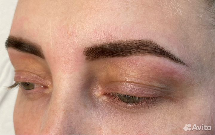 Мастер бровист