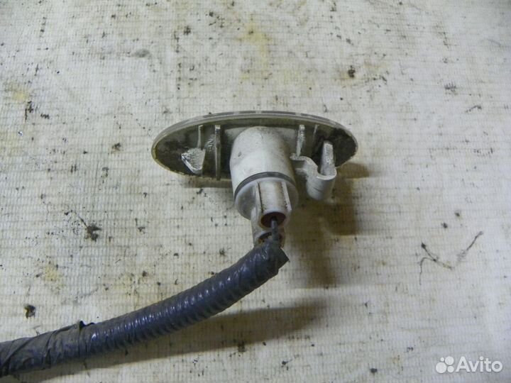 Повторитель в крыло Nissan X-Trail