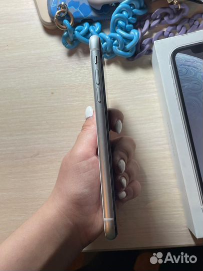 iPhone Xr, 64 ГБ