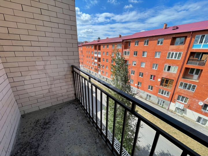 3-к. квартира, 83 м², 4/5 эт.