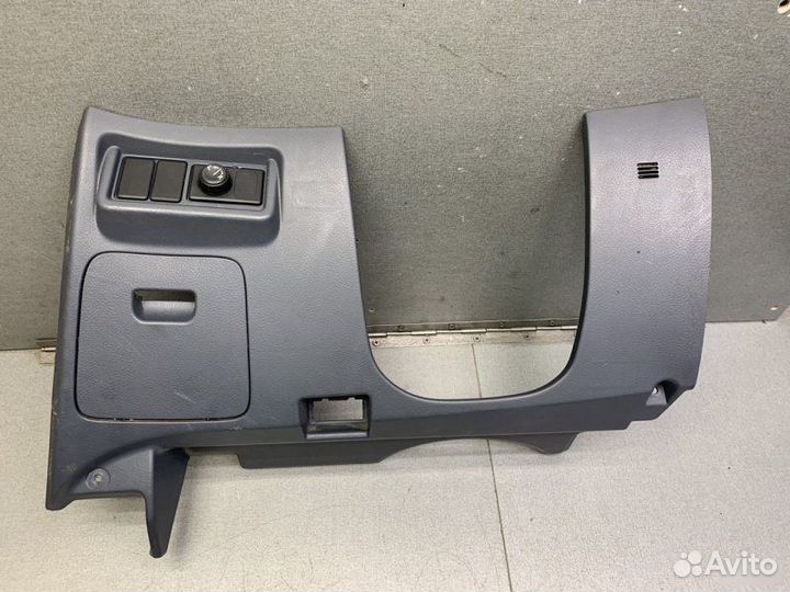 Накладка торпедо Nissan Primera P12 седан 2.0 QR20