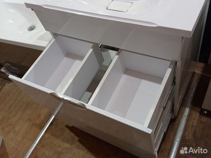 Тумба с раковиной 80см в ванную