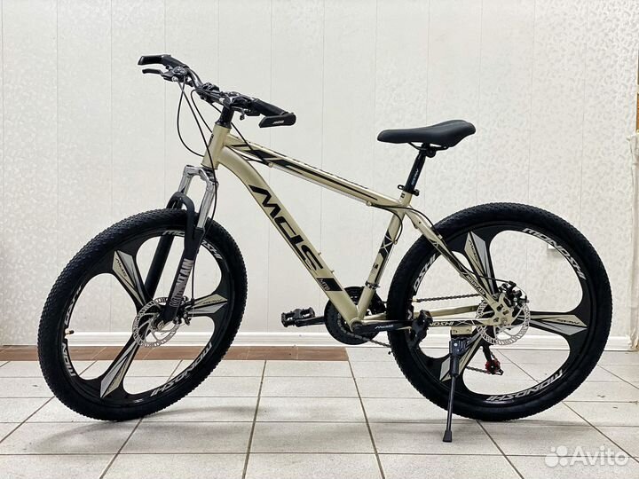 Велосипед новый литьё 26