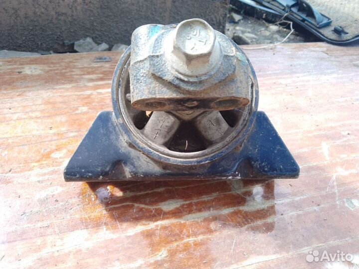 Подушка двигателя Chevrolet Lachetti