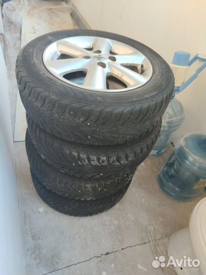 Продаю зимнюю резину на дисках
