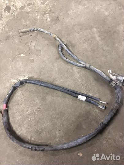 Mercedes Gl x166 провод стартера генератора