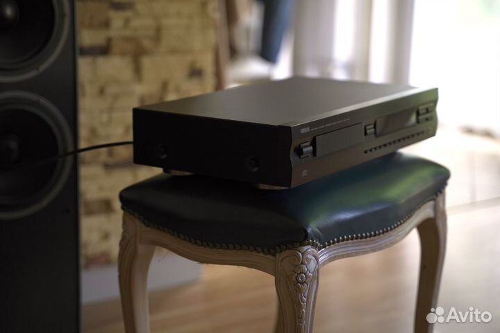 Yamaha CDX 493 Плеер CD