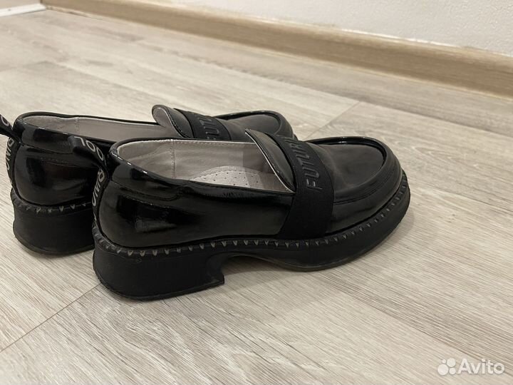 Туфли для девочки 33 размер