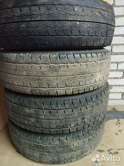 Hankook Winter RW06 205/75 R16C