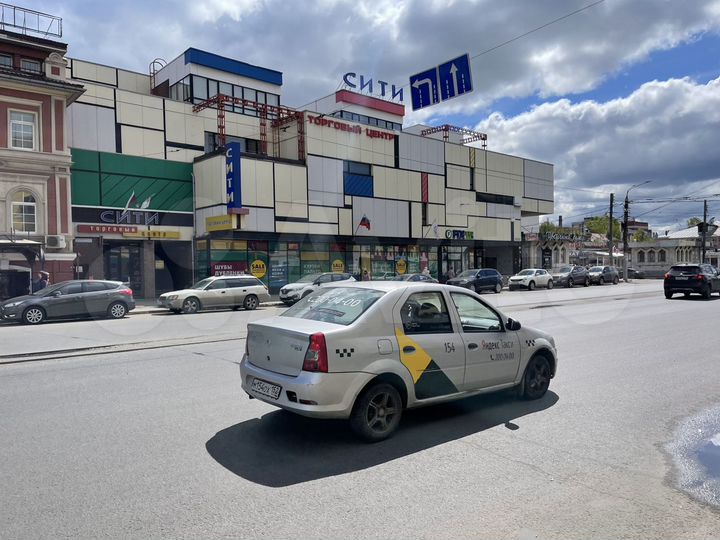 Аренда торгового помещения, 176.6 м², Чкалова 1