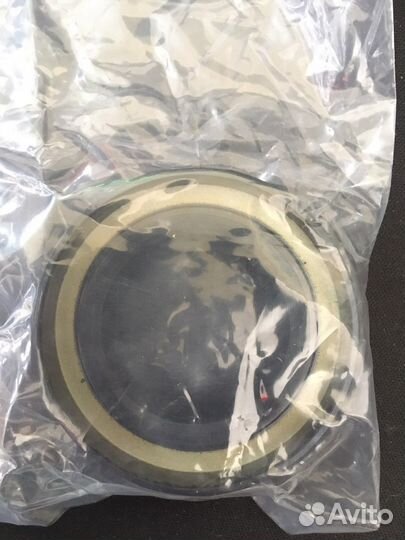 Сальник правого привода