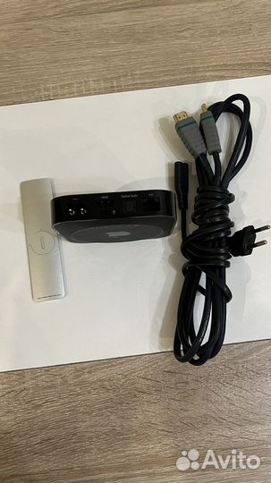 Apple tv A1427 с пультом и hdmi кабелем