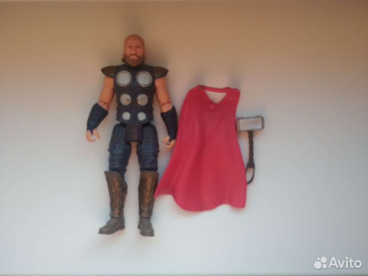 Детская игрушка Тора из мстителей
